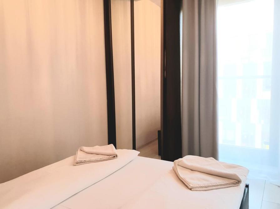 Pawia Apartments Modern Красков Екстериор снимка