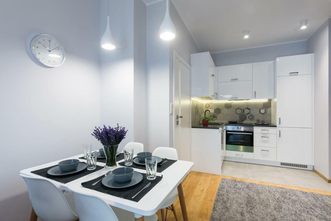 Pawia Apartments Modern Красков Екстериор снимка